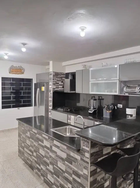 Casa En San Diego El Polvero Via Uam, Zona En Revalorización Luisa Mezones Vende.
