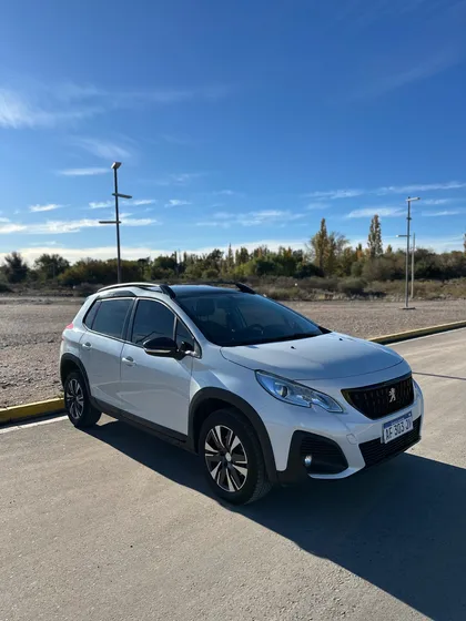 Peugeot 2008 1.6 Feline Tip Am20