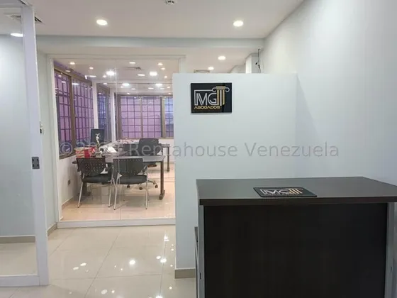 Oficina En Venta El Paraíso 25-970 