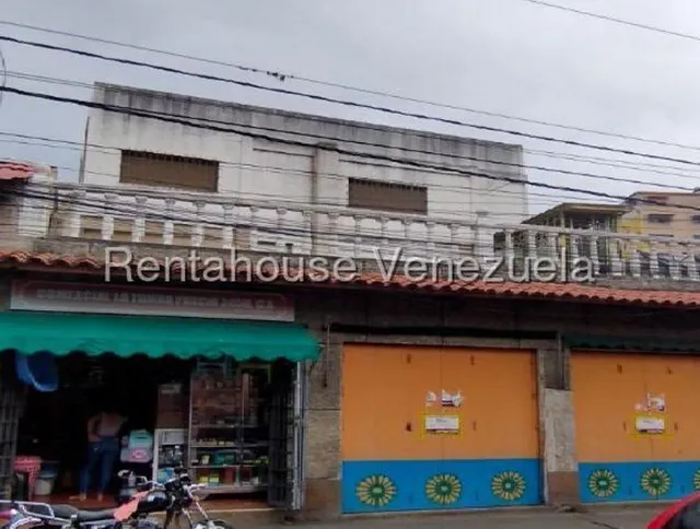 Edificio Comercial De 3 Pisos A Nivel De Calle En Alquiler Petare I