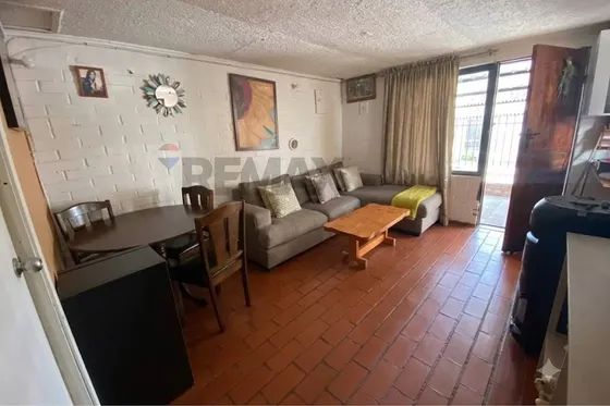 Venta Casa 1 Piso En Colina. 4d Y 2b