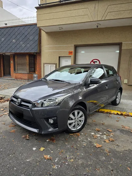 Toyota Yaris S