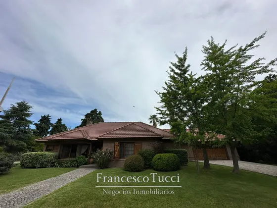 Casa En Venta 5 Ambientes En San Diego 