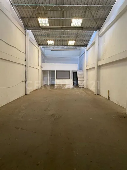 Vendo Bodega  Uso Comercial Ubicada Zona Centro De Cali Barrio Santa Rosa