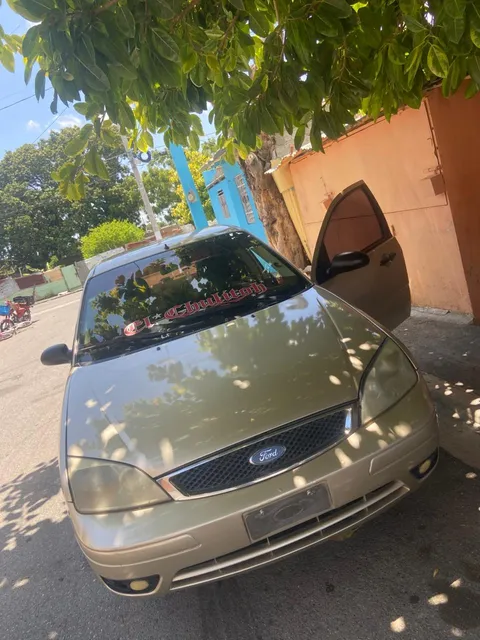 Ford Focus Americano