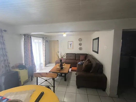 Casa En Venta Con Bodega Ideal Y Optima  Para Emprendedores