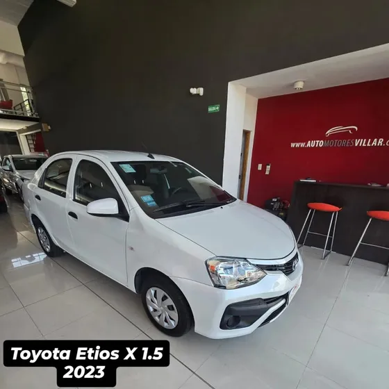 Toyota Etios 1.5 Sedan X