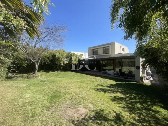 Casa En Venta Al Lado De Alianza Francesa Chamisero Chicureo