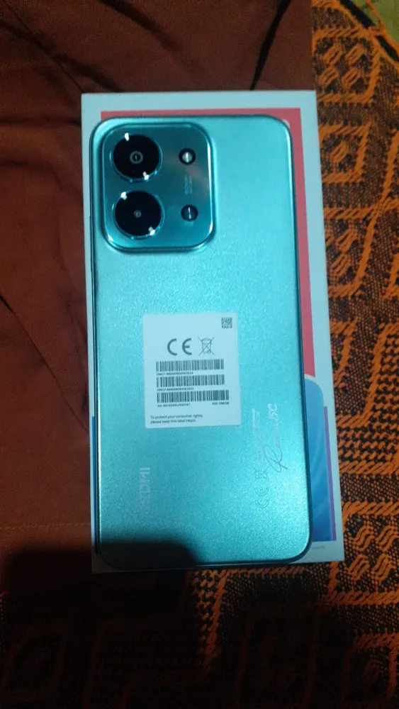 Xiaomi Redmi 15C em ambiente real, foto por usuário