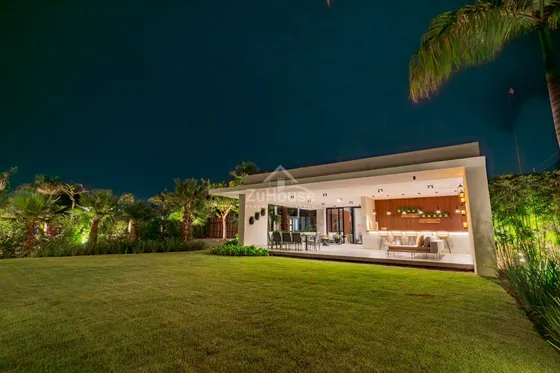 Casa En Venta En Exclusivo Residencial Cerrado En Las Carmelitas, Santiago Wpc01