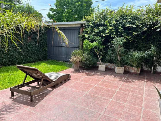 Casa En Venta 6 Ambientes El Palomar Con Patio Y Terraza