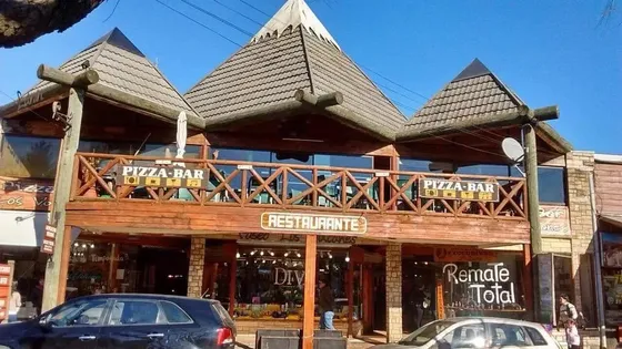 Local Comercial De 13 M2, Con Baño, Galería El Oso, Pucón