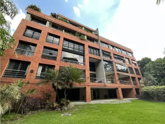 Se Vende Apartamento 900m2. Altamira.