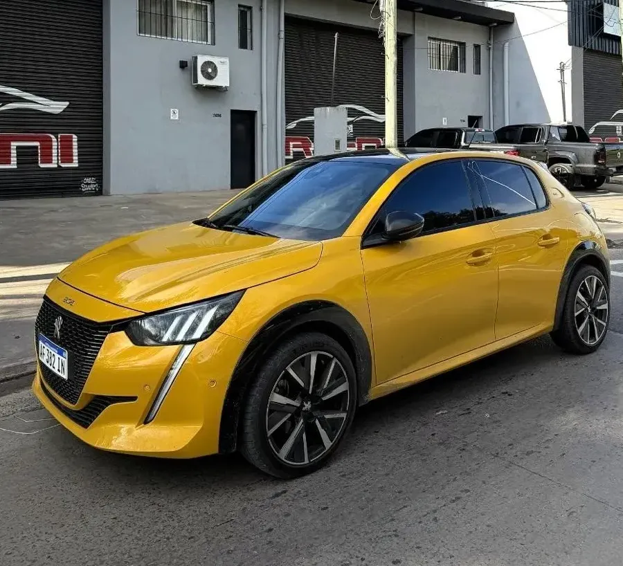 Peugeot 208 1.2 Gt