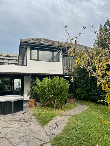 Exquisita Casa En Inmejorable Ubicación  (95223)