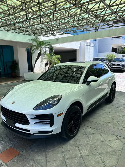 Porsche Macan S Americana