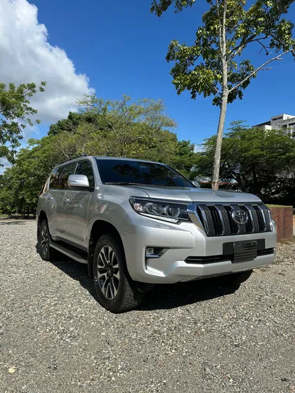 Toyota Land Cruiser Prado Land Cruiser