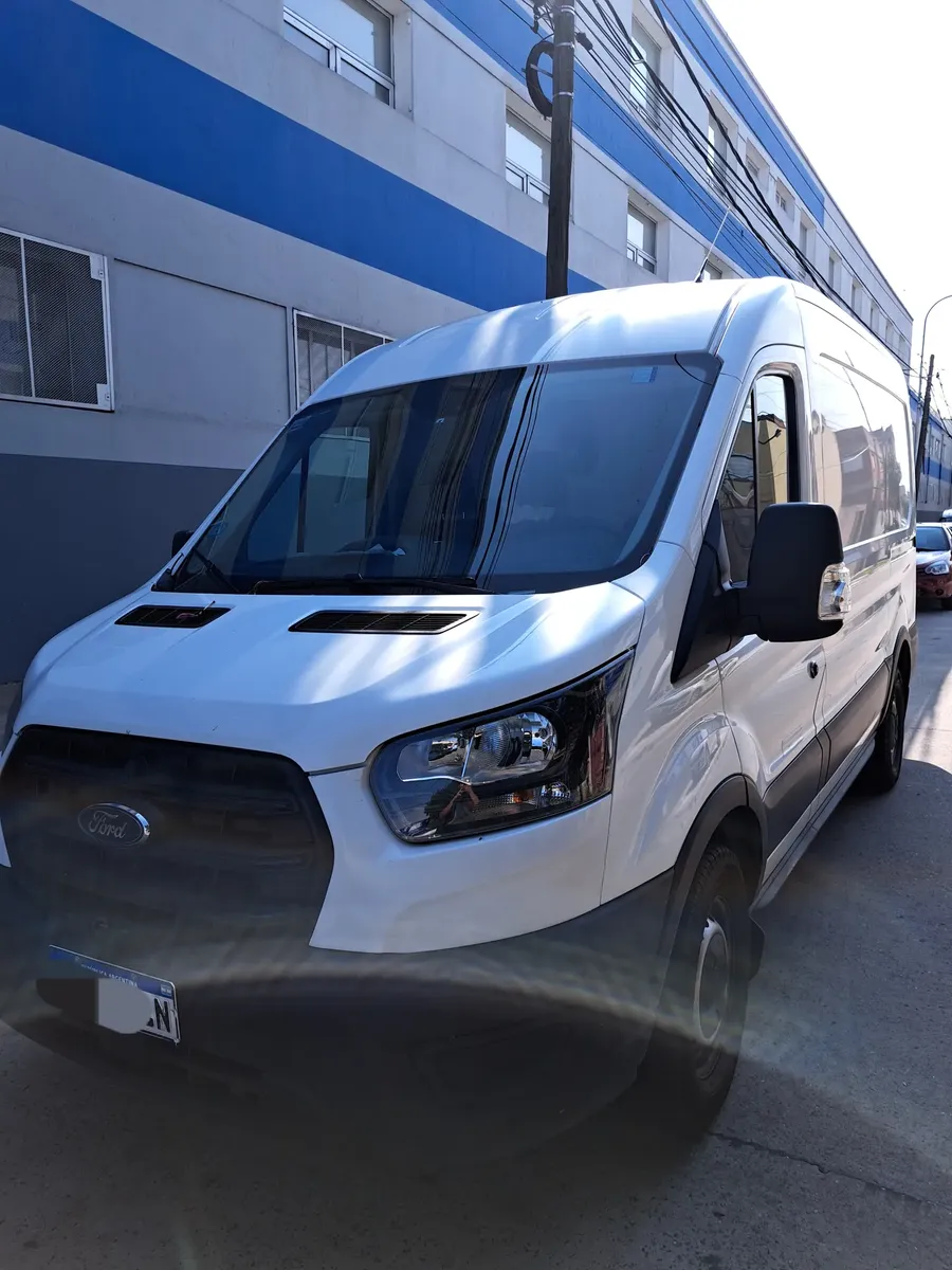 Ford Transit 2.2 Furgon Mediano Aa 350M569003680864686081