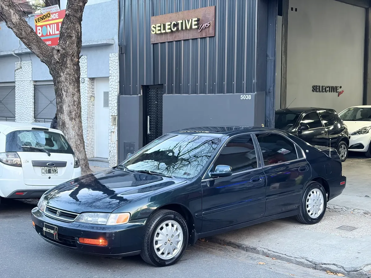 Honda Accord 2.2 Exr At