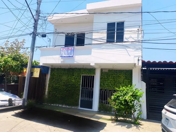 Casa En Venta En Puerto Vallarta, Col Valle Dorado