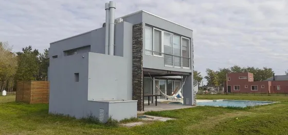 Casa En Venta - 4 Dormitorios 4 Baños - Cochera - 11.000mts2 - San Miguel Del Monte