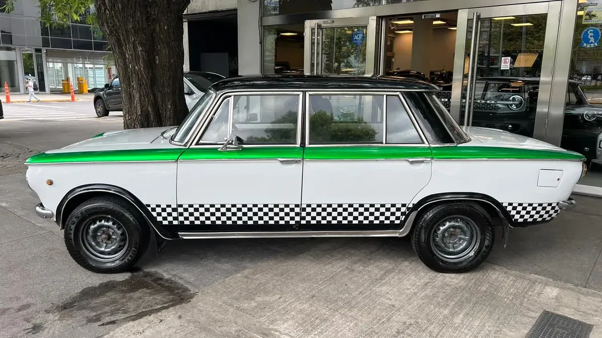 Fiat 1500 1.5512474727497093122