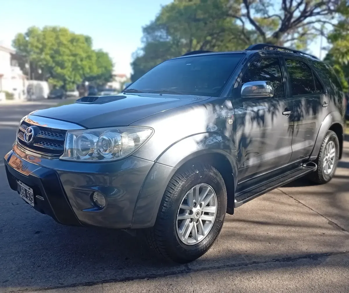 Toyota SW4