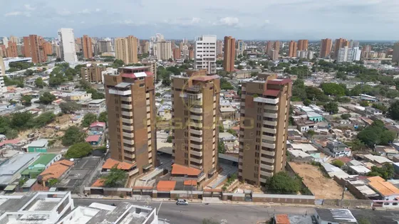 Eav-1758 Zona Norte Apartamento Edificio Mediterraneo Sector La Virginia