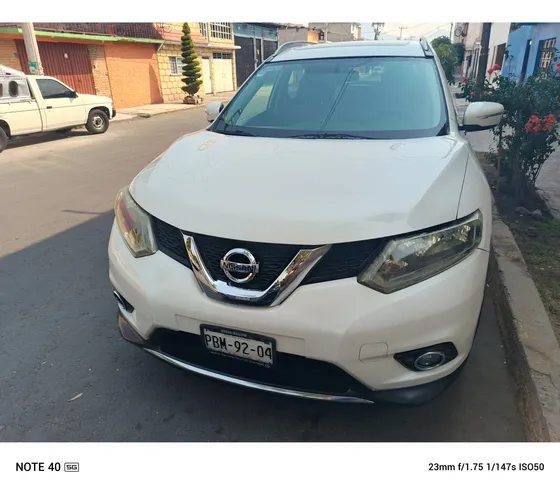Nissan X-trail 2.5 Advance 2 Row Mt