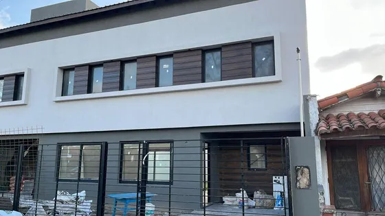 Venta Triplex 5 Amb-jardín-cochera-ciudad Jardín 