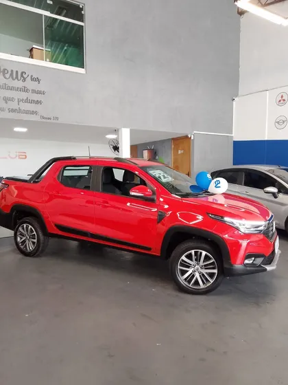 Fiat Strada 1.3 Volcano Cab. Dupla 16v Flex 4p