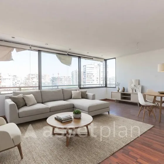 Edificio Av. Manquehue Sur (1 Est. 1 Bod.) Vista Poniente P
