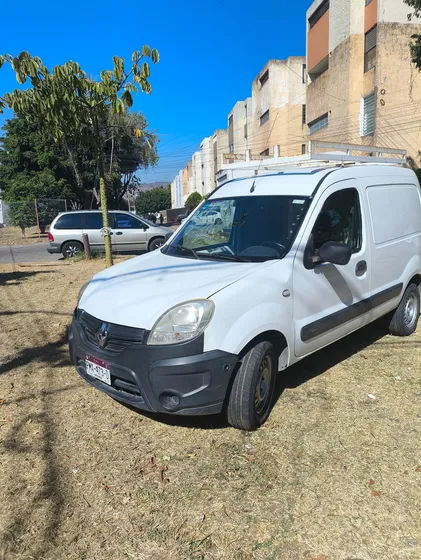 Renault Kangoo 1.6 Aa Mt