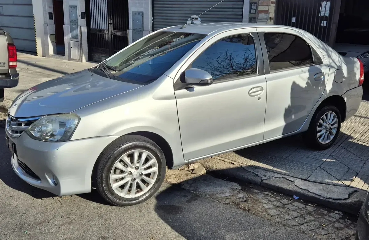 Toyota Etios 1.5 Sedan Xls