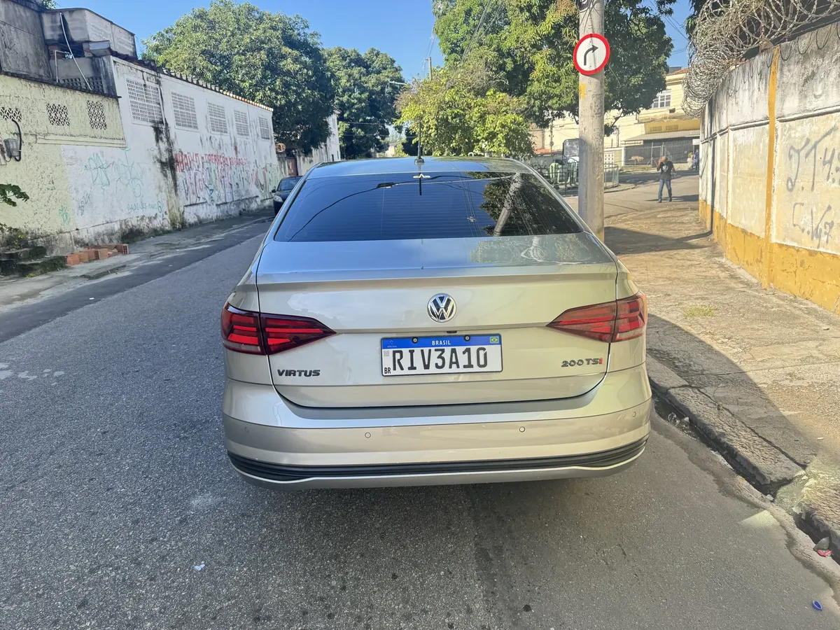 Volkswagen Virtus 2021 1.0 Comfortline 200 Tsi Aut. 4p 6 Marchas — foto 3