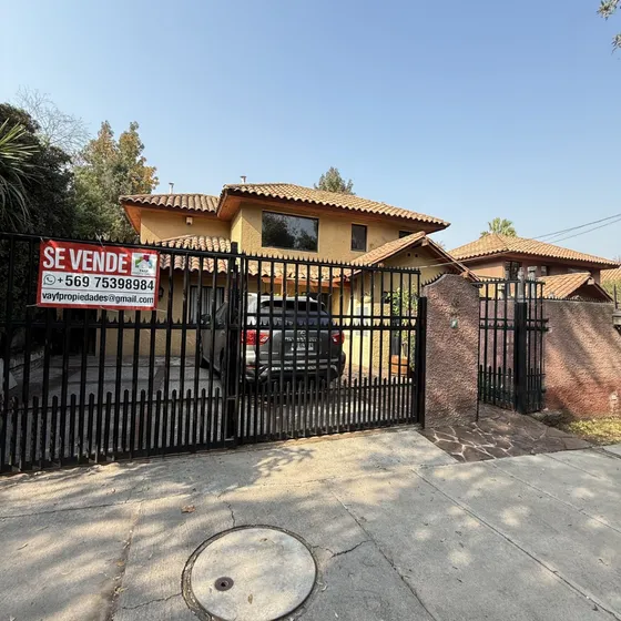 Casa  4d 3b - 144 Mt2 En Condominio