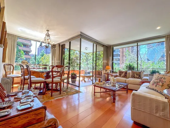 Departamento 4 Dormitorios-4 Baños-las Condes-metro Manquehu