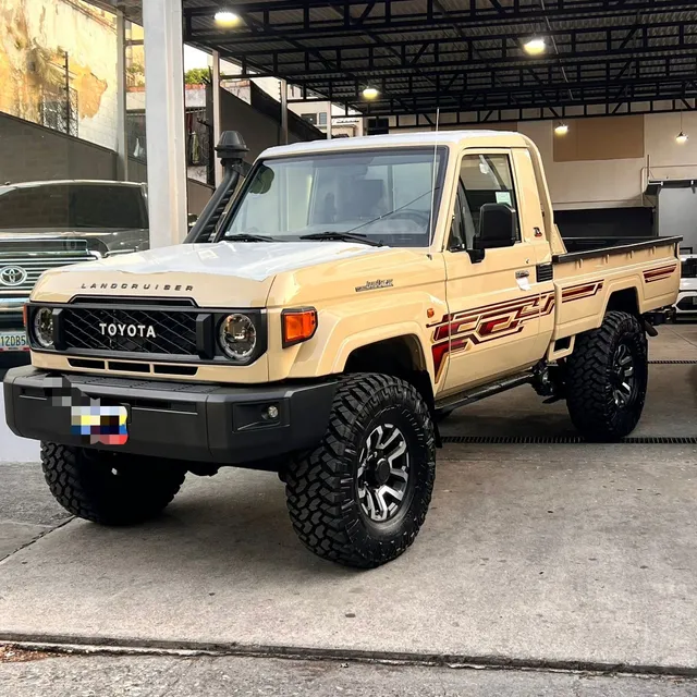 Toyota Land Cruiser Hembrita Lc70