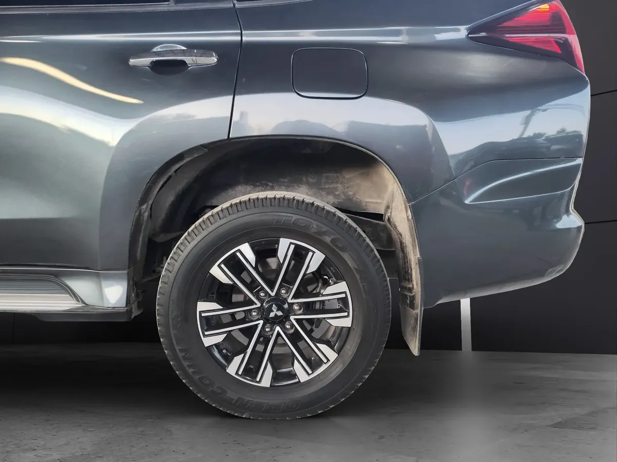Mitsubishi Montero 2022 5p Sport Se Plus V6/3.0 Aut