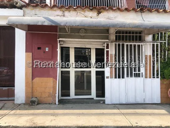 Maritza Lucena Tiene Cómodo Local En Alquiler Al Este De Barquisimeto, Para Emprender Tu Negocio, Fácil Acceso, Agua, Luz Y Cantv.