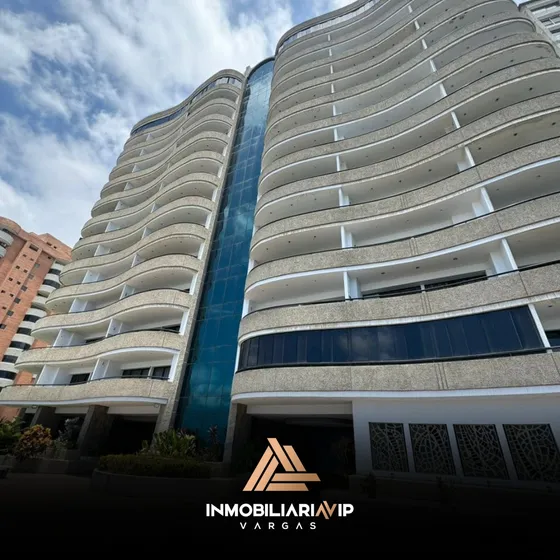 Apartamento En Venta Ubicado En La Avenida La Costanera Caraballeda Estado La Guaira Ref 007 - 434