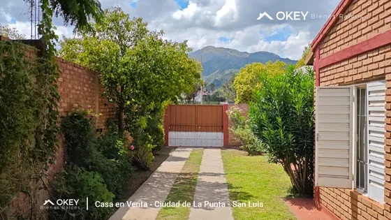 Casa En Venta En La Punta, 5 Ambientes, Vista A Las Sierras