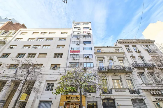 Venta Oficina En Tribunales Con Renta