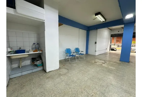 Se Alquila Local Comercial 86m² Panteón