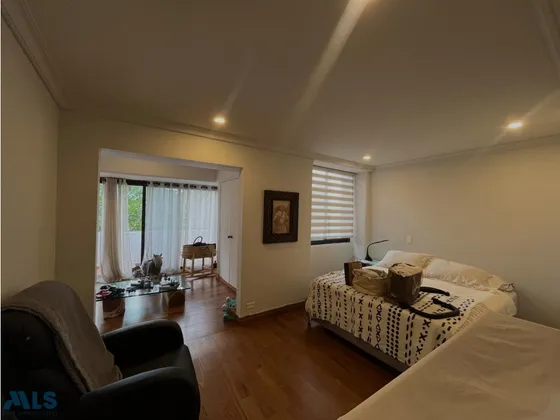 Apartamento Con Áreas Increíbles Para Remodelar(mls#248333)