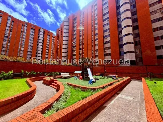 Apartamento En Alquiler En Los Dos Caminos Jr