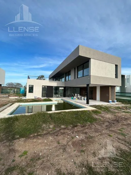 Casa 4 Ambientes A Estrenar En Venta - Greenville