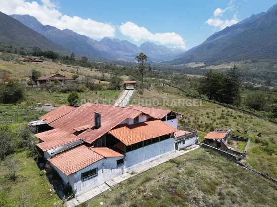 Se Vende Exclusiva Finca De 9 Hectáreas En La Culata (sector La Caña), Estado Mérida 