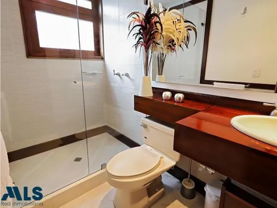 Hermosa Casa En Parcelación En Alto Del Escobero(mls#238222)