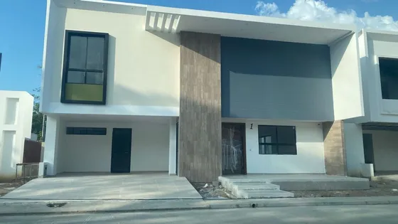 Oferta Casa En Conjunto Cerrado Zona Norte De Monteria 